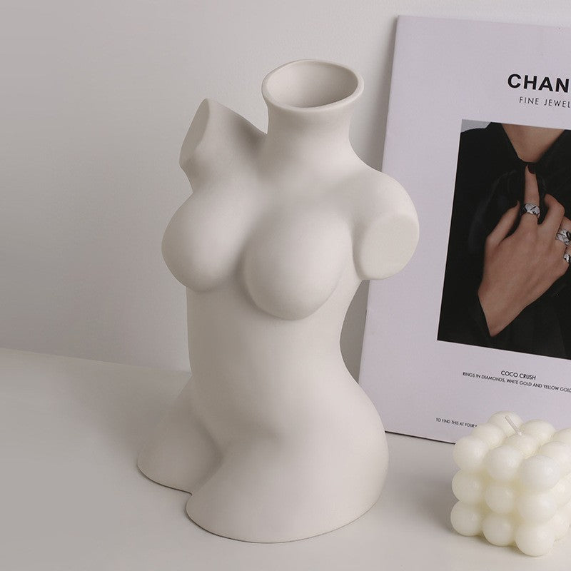 Body Art Vase
