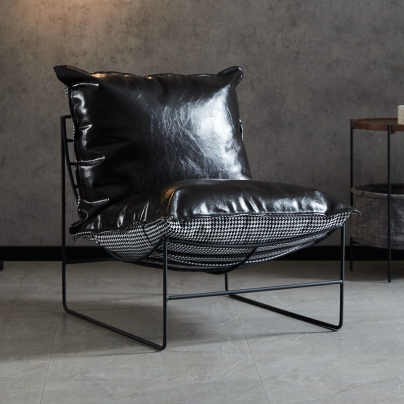 Zenova Lounge