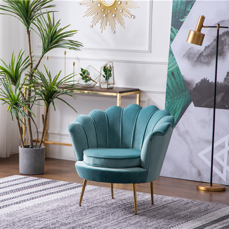Willow Shell lounge