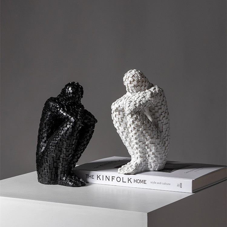 Nordic Elegance Sculpture